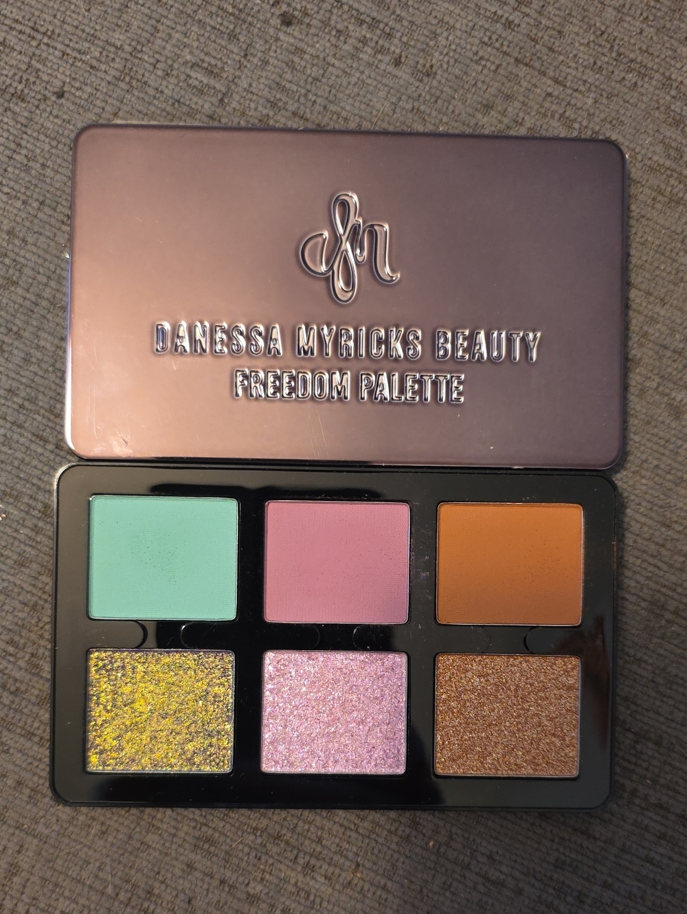 Danessa Myricks Mini Pastel Dream Freedom Eyeshadow Palette